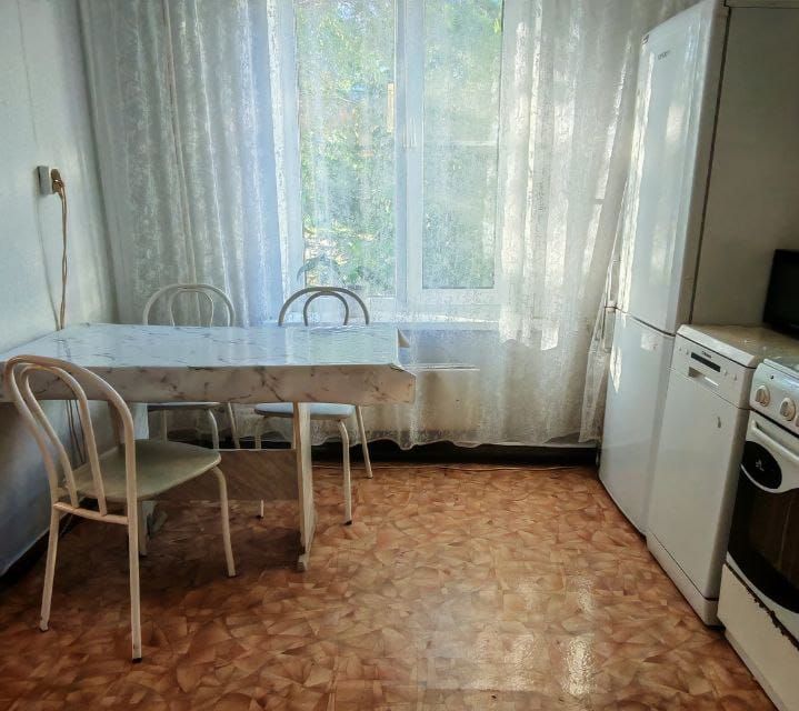 Сдаётся 3-комнатная квартира, 56.1 м²