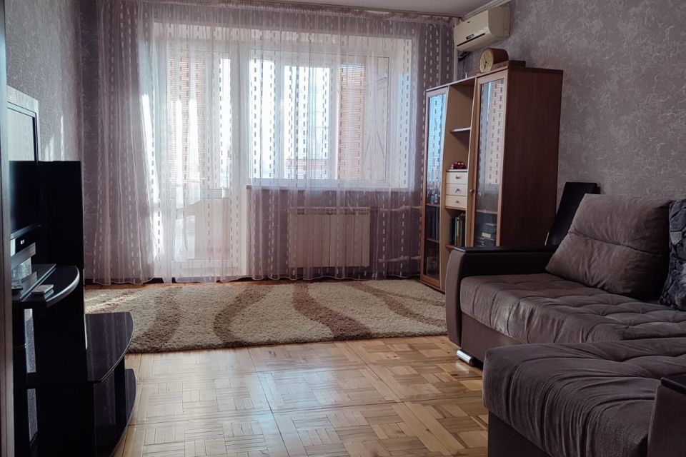 Сдаётся 2-комнатная квартира, 55.3 м²