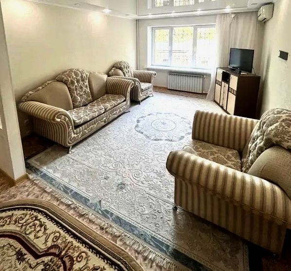 Сдаётся 3-комнатная квартира, 59 м²