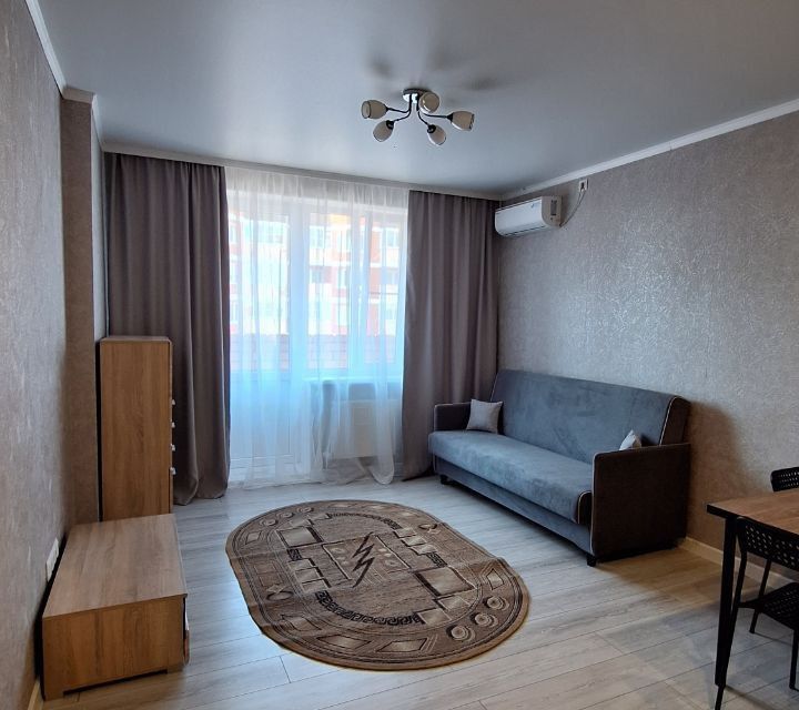 Сдаётся 2-комнатная квартира, 42 м²