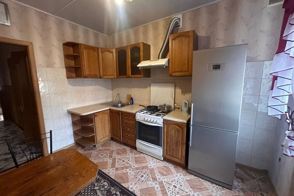 Сдаётся 3-комнатная квартира, 79 м²