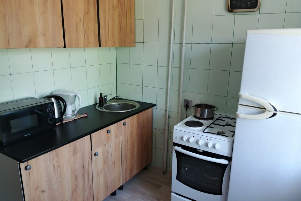 Сдаётся 2-комнатная квартира, 42 м²
