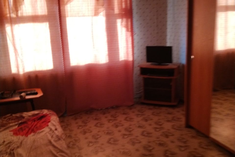 Сдаётся комната в 3-комн. квартире, 12 м²