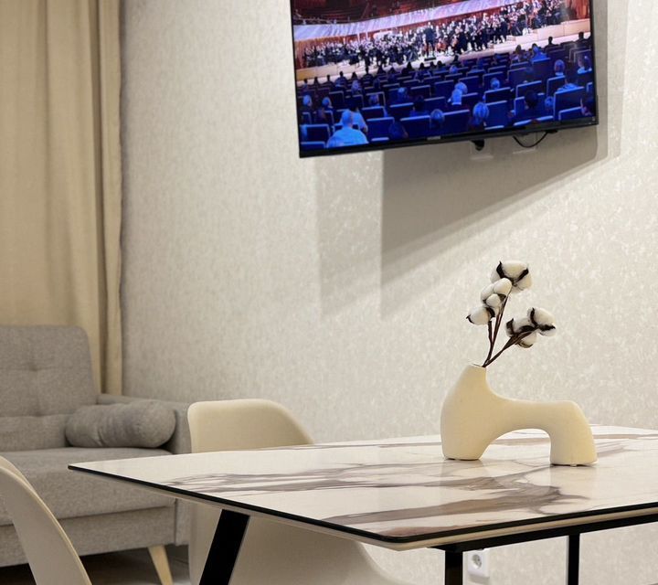 Сдаётся 2-комнатная квартира, 74 м²