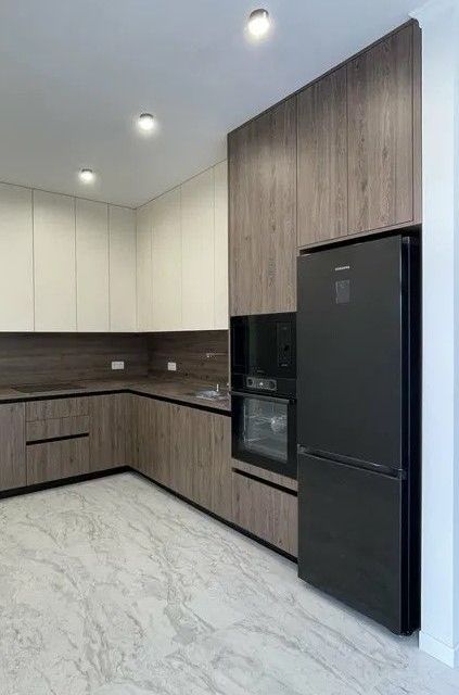 Сдаётся 2-комнатная квартира, 57 м²