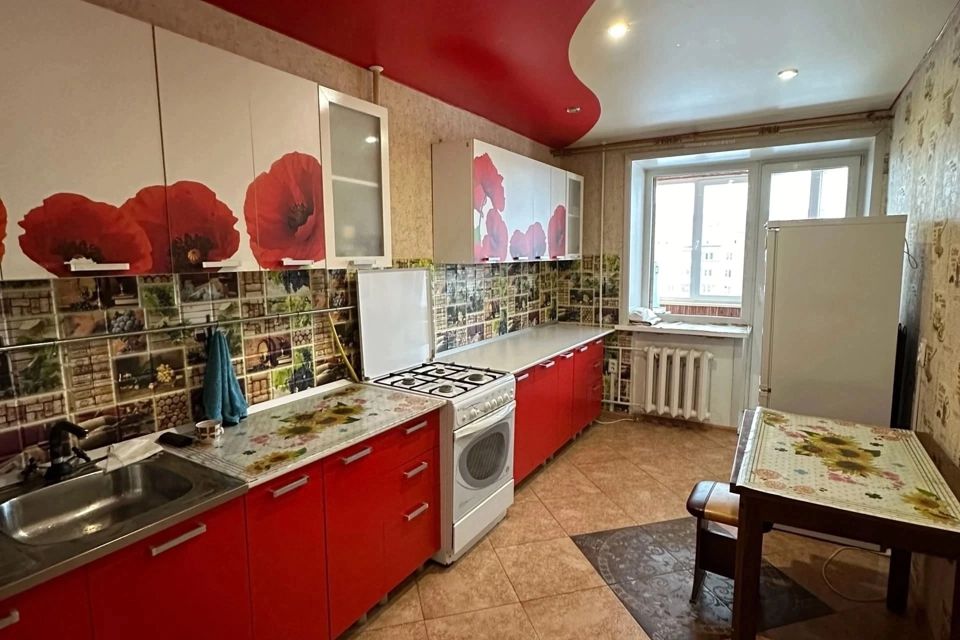Сдаётся 2-комнатная квартира, 70 м²