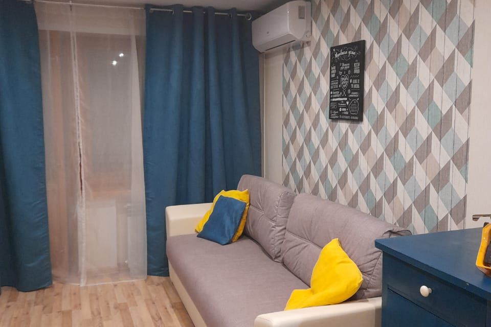 Сдаётся 1-комнатная квартира, 35 м²