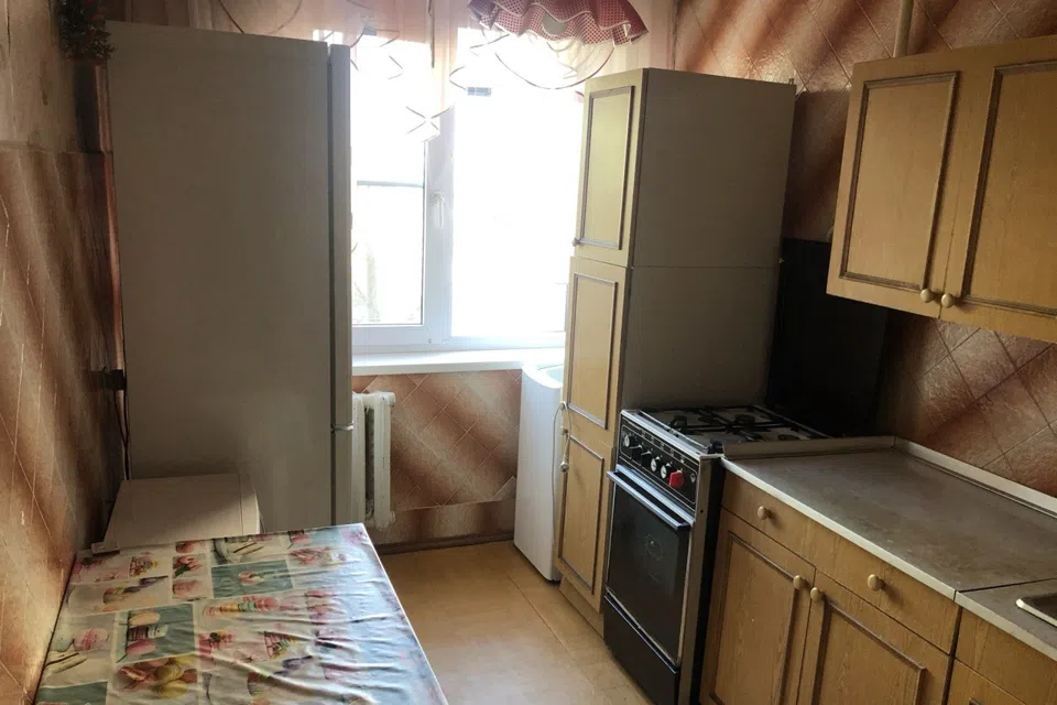Сдаётся 3-комнатная квартира, 57 м²