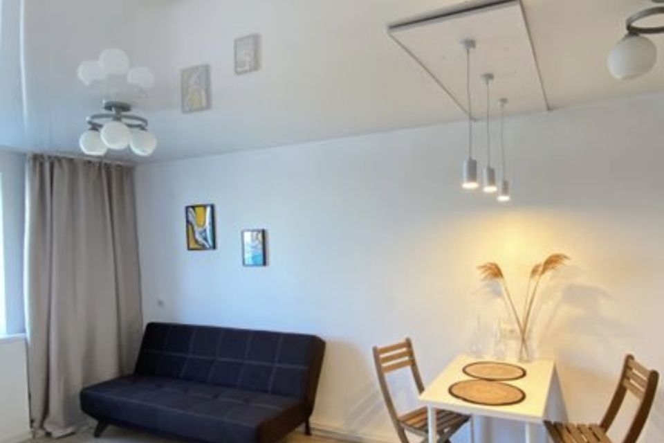 Сдаётся 2-комнатная квартира, 37 м²