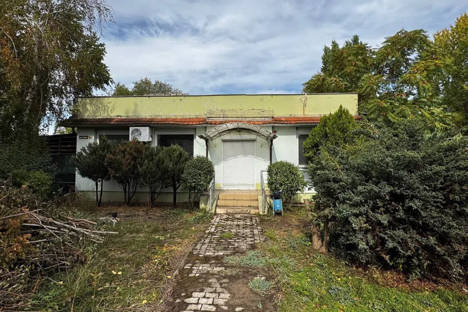 Сдаётся помещение своб. назначения, 240 м²