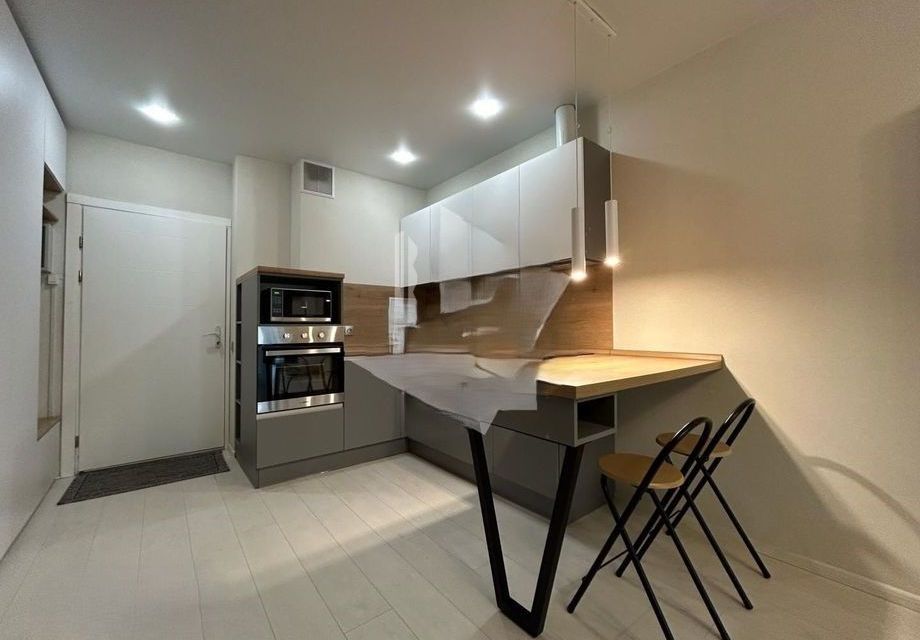 Сдаётся 1-комнатная квартира, 42 м²