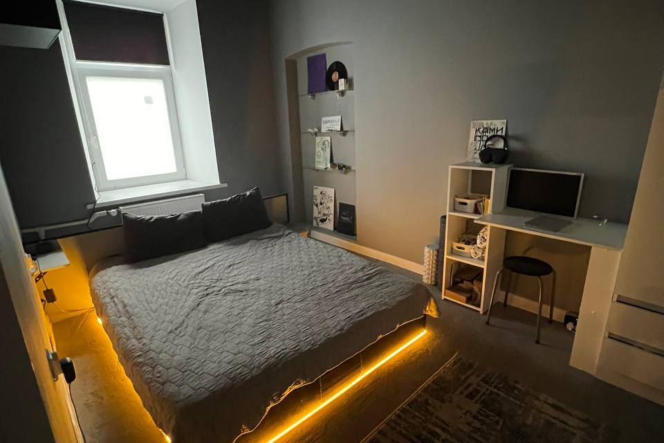 Сдаётся 2-комнатная квартира, 65 м²