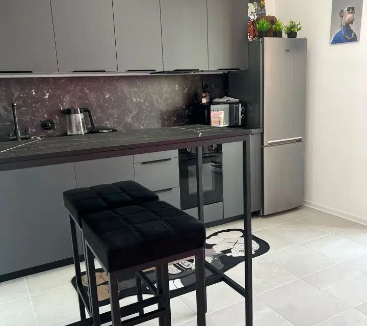 Сдаётся 1-комнатная квартира, 49 м²