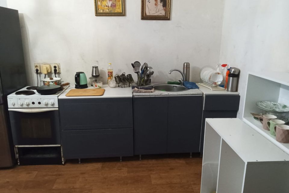 Сдаётся 2-комнатная квартира, 102 м²