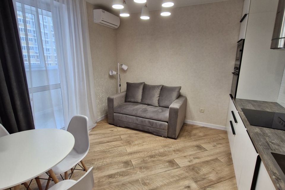 Сдаётся 1-комнатная квартира, 38 м²