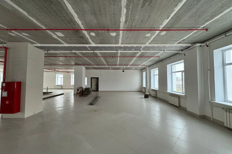 Сдаётся помещение своб. назначения, 650 м²