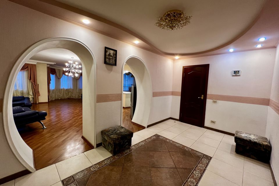 Сдаётся 3-комнатная квартира, 106.4 м²