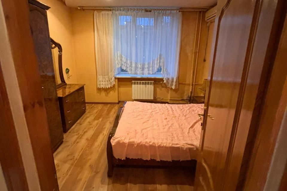 Сдаётся 2-комнатная квартира, 58 м²