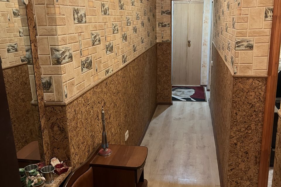 Сдаётся 3-комнатная квартира, 55.3 м²