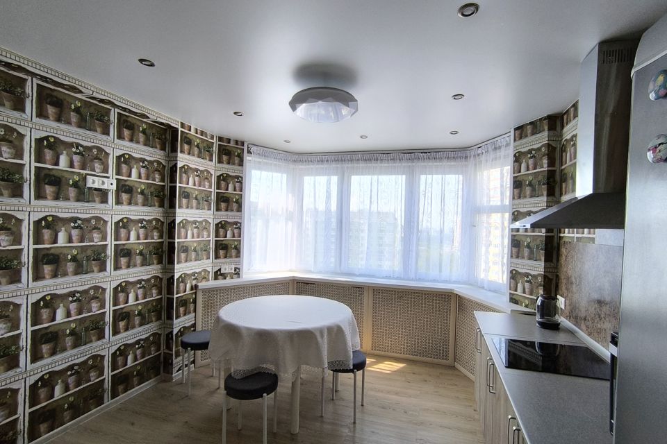 Сдаётся 3-комнатная квартира, 76 м²