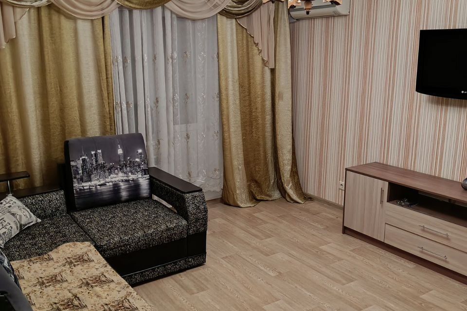 Сдаётся 2-комнатная квартира, 54.5 м²
