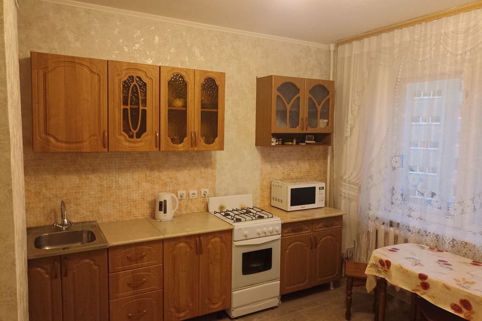 Сдаётся 1-комнатная квартира, 39.8 м²