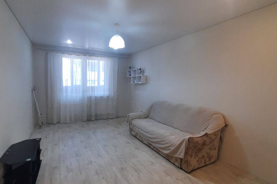 Сдаётся 2-комнатная квартира, 57 м²