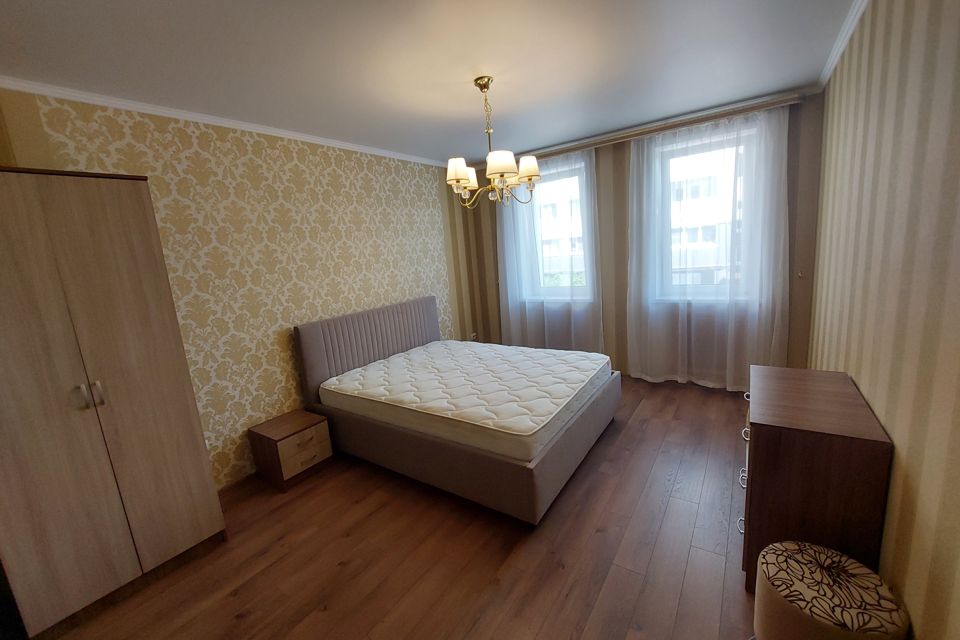 Сдаётся 2-комнатная квартира, 61.8 м²
