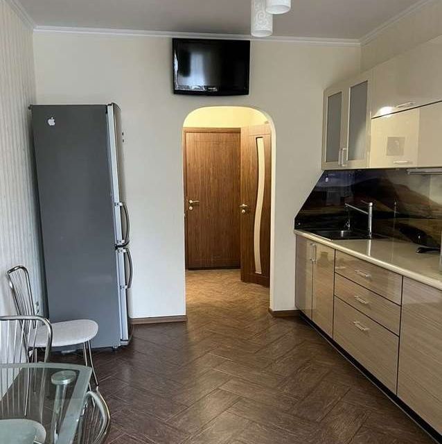 Сдаётся 1-комнатная квартира, 43 м²
