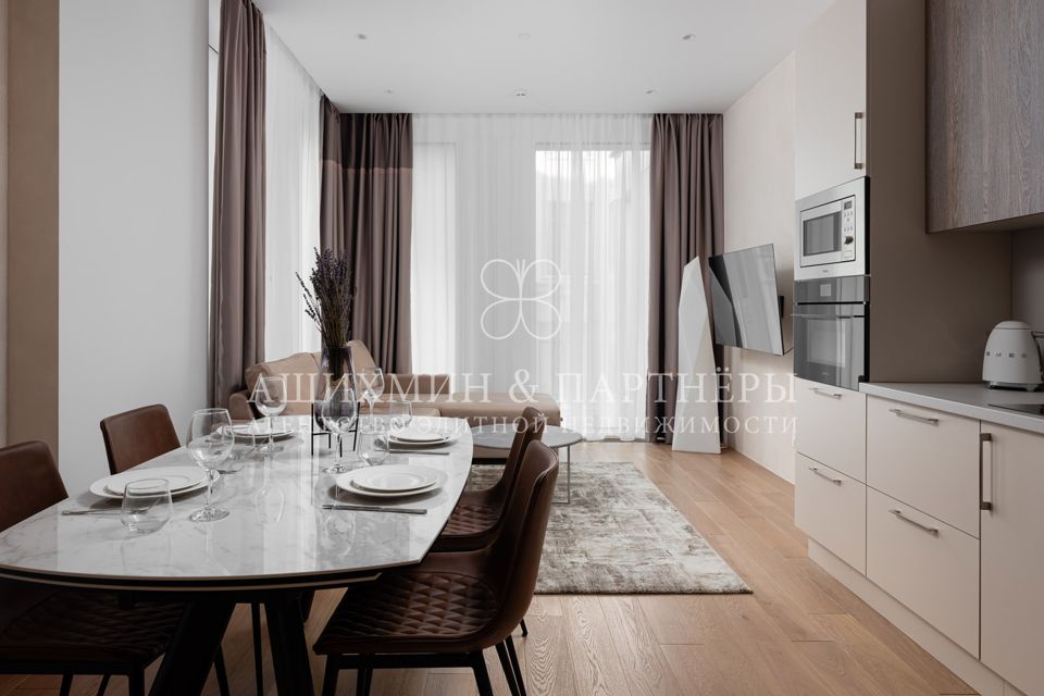 Сдаётся 2-комнатная квартира, 52.6 м²