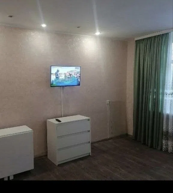 Сдаётся 4-комнатная квартира, 72 м²