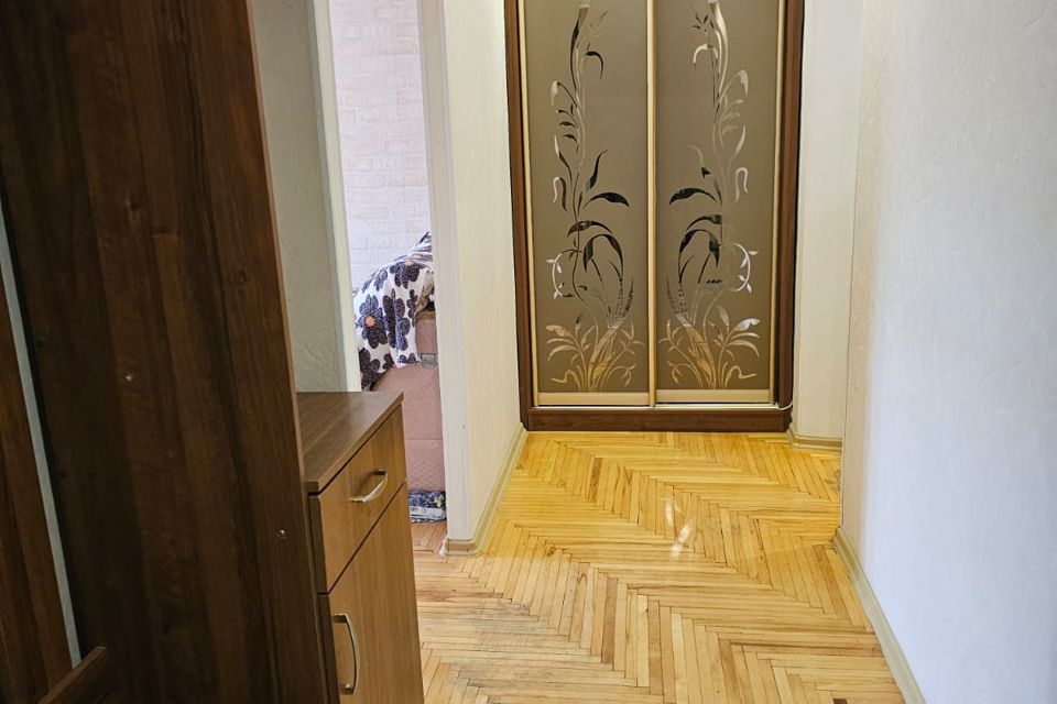 Сдаётся 2-комнатная квартира, 55 м²