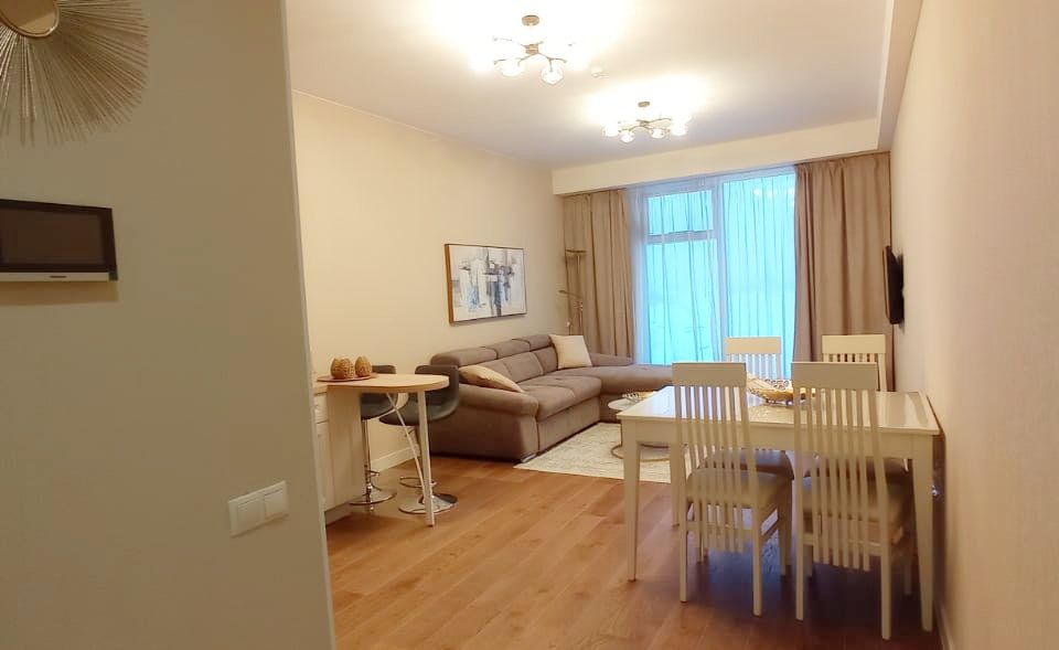 Сдаётся 2-комнатная квартира, 56 м²