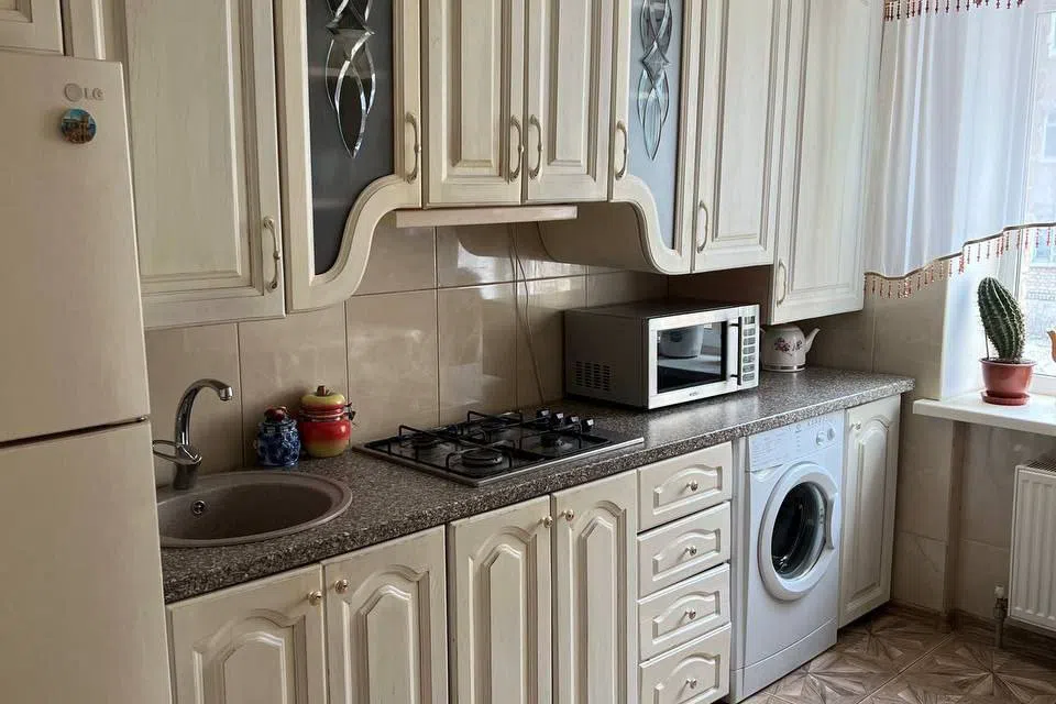 Сдаётся 2-комнатная квартира, 52 м²