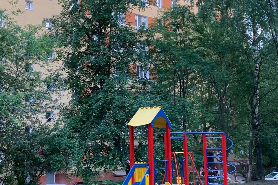 Сдаётся 2-комнатная квартира, 46.6 м²
