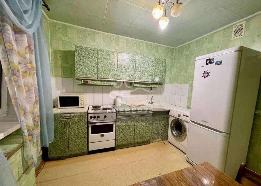 Сдаётся 2-комнатная квартира, 55 м²
