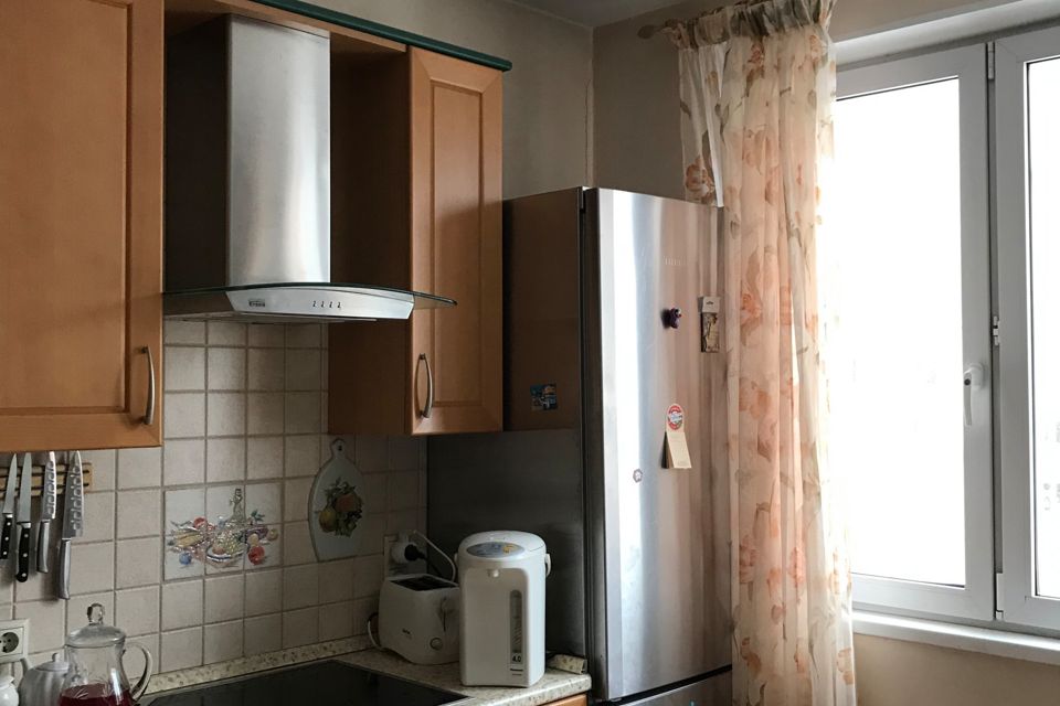 Сдаётся 1-комнатная квартира, 38 м²