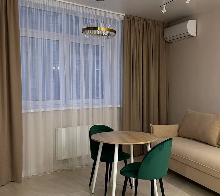 Сдаётся 1-комнатная квартира, 37 м²