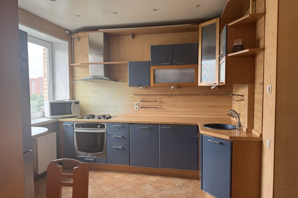 Сдаётся 2-комнатная квартира, 54 м²