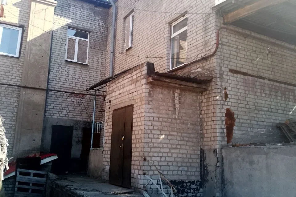 Сдаётся торговое помещение, 268 м²