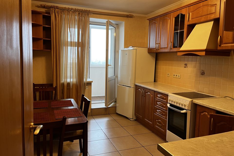 Сдаётся 1-комнатная квартира, 52 м²