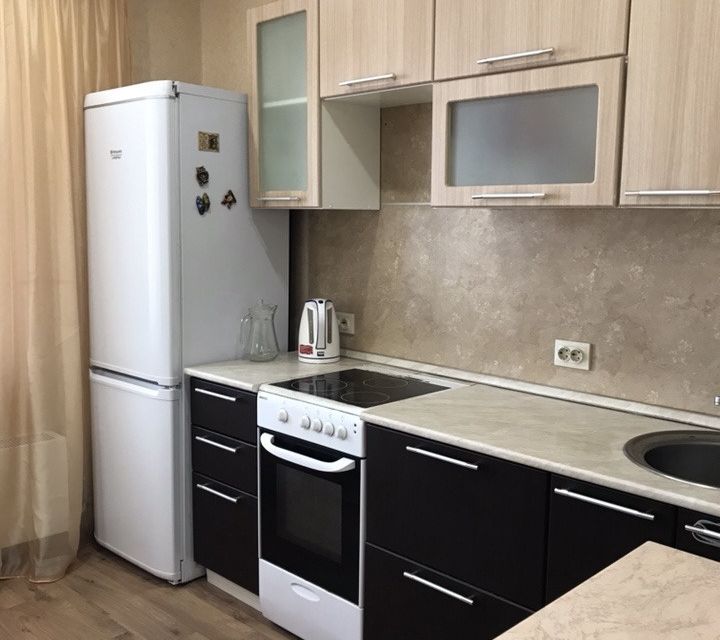 Сдаётся 1-комнатная квартира, 52 м²
