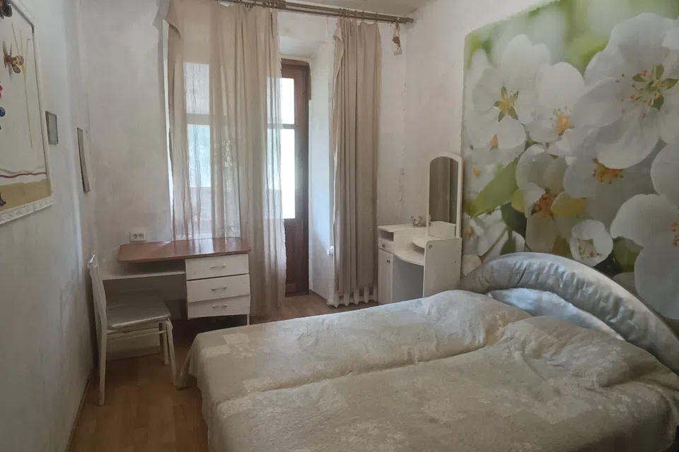 Сдаётся 2-комнатная квартира, 55 м²