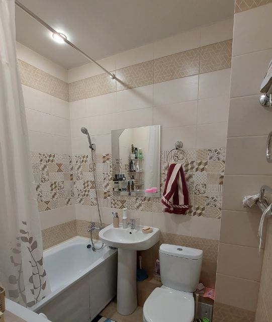 Сдаётся 1-комнатная квартира, 37 м²