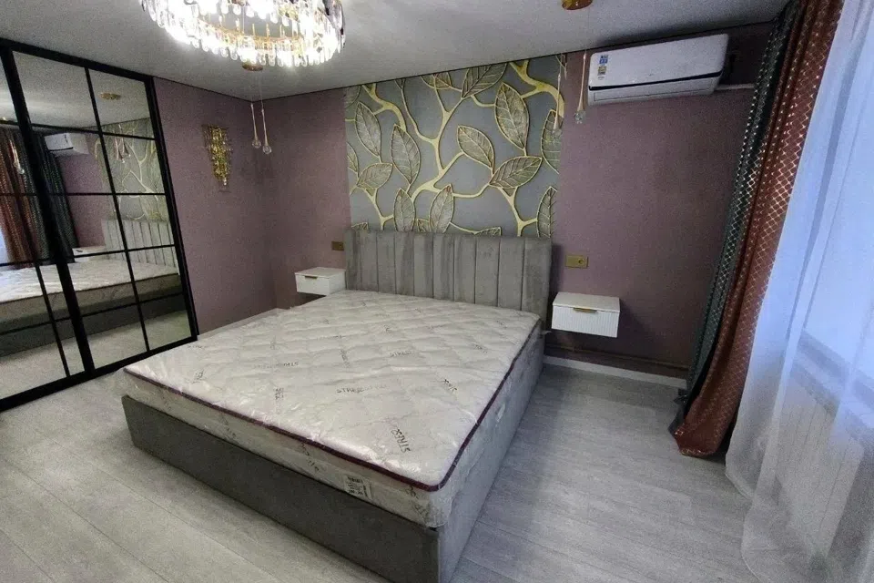 Сдаётся 2-комнатная квартира, 78 м²