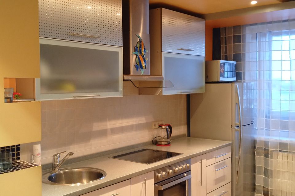 Сдаётся 1-комнатная квартира, 54 м²