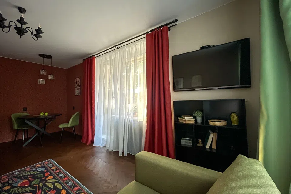 Сдаётся 2-комнатная квартира, 57 м²