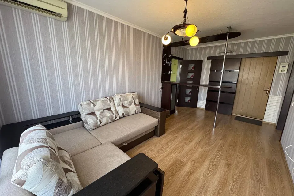 Сдаётся 2-комнатная квартира, 54 м²