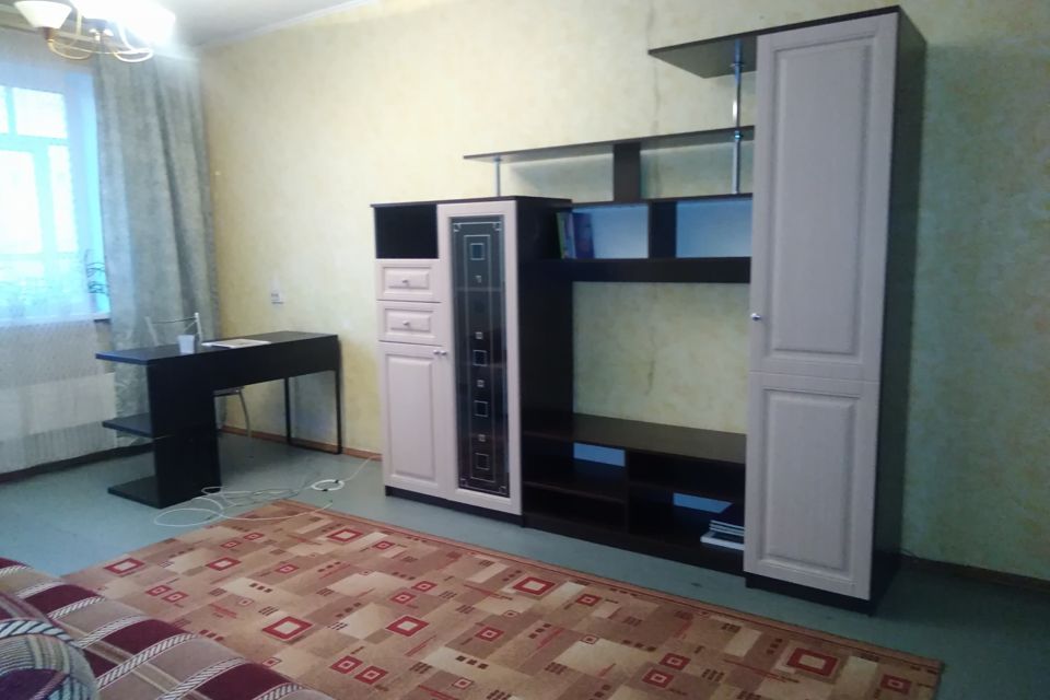 Сдаётся 1-комнатная квартира, 37 м²