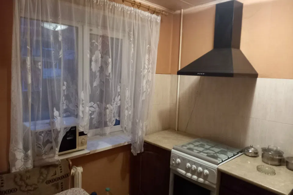 Сдаётся 3-комнатная квартира, 54 м²